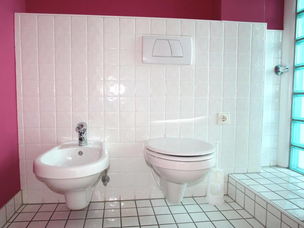 Apartment Medienhafen 46 Sqm Dusseldorf Ngoại thất bức ảnh